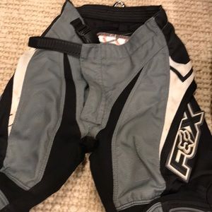 Fox riding pants. Size 6/22. Good condition